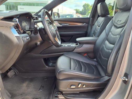2023 Cadillac XT6 Premium Luxury FWD