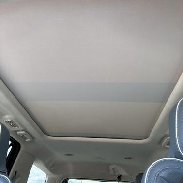 White Platinum Metallic Tri-Coat 2019 Lincoln Navigator Black Label
