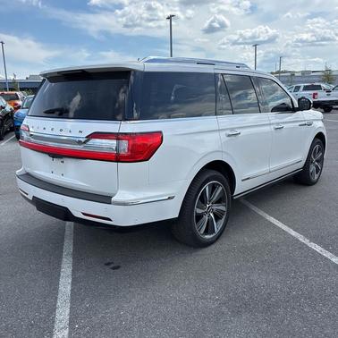 White Platinum Metallic Tri-Coat 2019 Lincoln Navigator Black Label