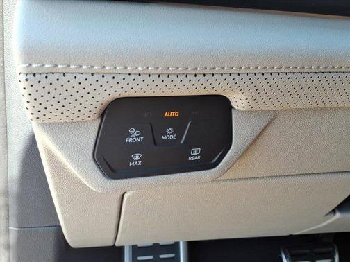 2026 Volkswagen Atlas 2.0T SEL Premium R-Line 4MOTION