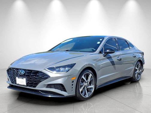2022 Hyundai SONATA SEL Plus