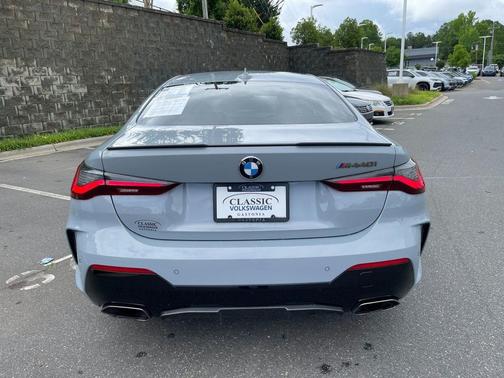 Brooklyn Grey Metallic 2022 BMW M440 i