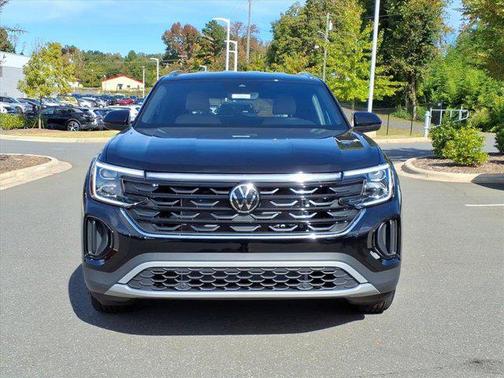 2026 Volkswagen Atlas Cross Sport 2.0T SE