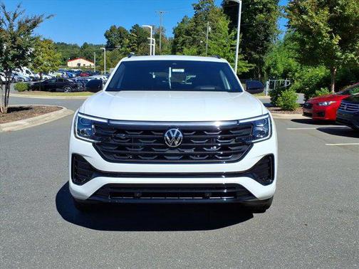 2026 Volkswagen Atlas Cross Sport 2.0T SEL
