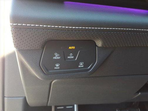 2026 Volkswagen Atlas Cross Sport 2.0T SEL