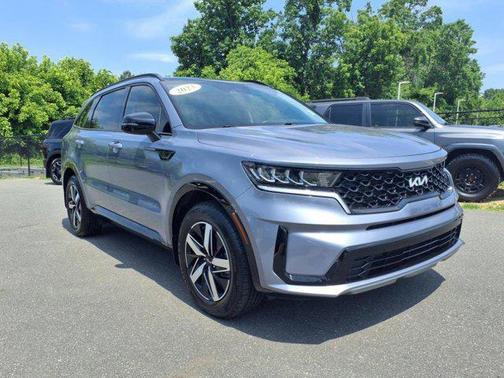 2023 Kia Sorento S