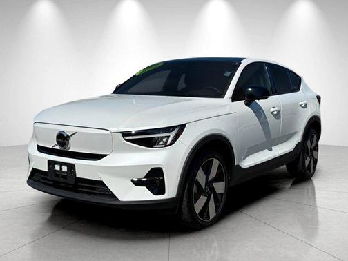 2024 Volvo C40 Recharge Pure Electric Plus