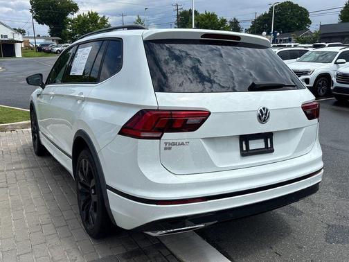 Pure White 2021 Volkswagen Tiguan 2.0T SE