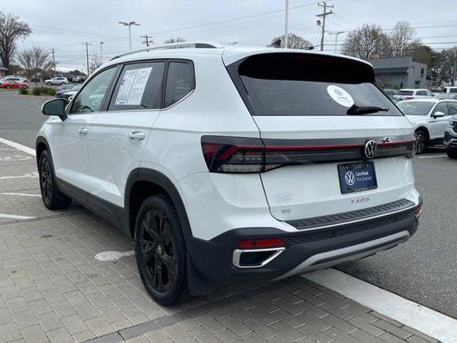 2025 Volkswagen Taos 1.5T SE