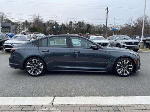 2022 Cadillac CT5-V V-Series Blackwing