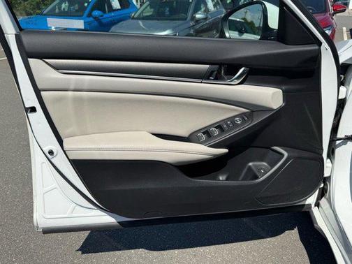 2022 Honda Accord LX 1.5T