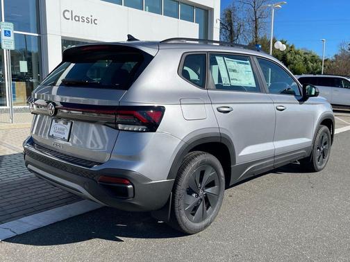 Pyrite Silver Metallic 2026 Volkswagen Taos S