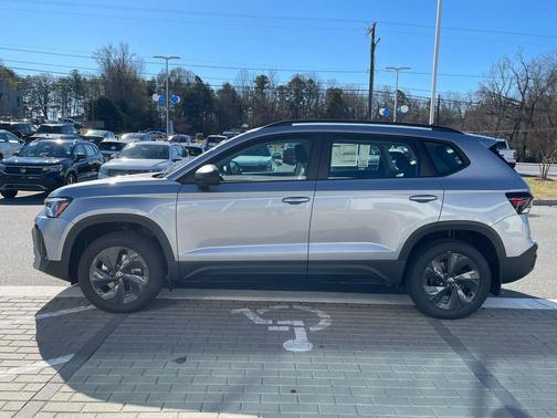 Pyrite Silver Metallic 2026 Volkswagen Taos S