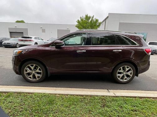 Sangria 2017 Kia Sorento SX