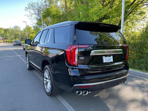 Onyx Black 2024 GMC Yukon Denali