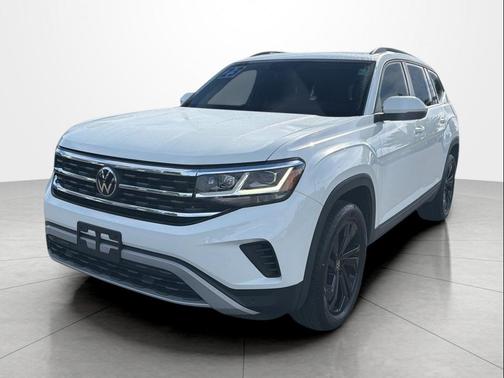 Pure White 2023 Volkswagen Atlas 3.6L SE w/Technology