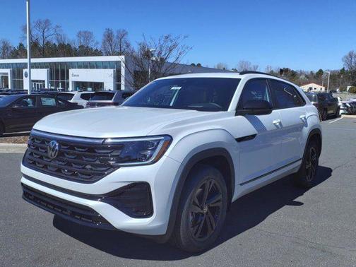 2025 Volkswagen Atlas Cross Sport 2.0T SEL