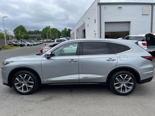 Lunar Silver Metallic 2024 Acura MDX Technology Package