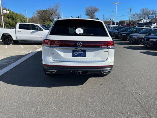 2025 Volkswagen Atlas 2.0T SE w/Technology 4MOTION