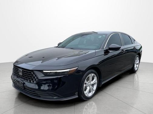 Crystal Black Pearl 2025 Honda Accord LX 1.5T