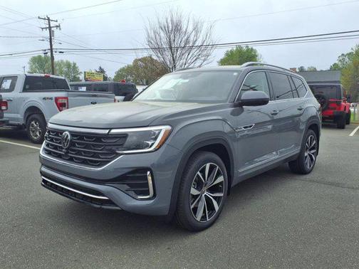 2025 Volkswagen Atlas 2.0T SEL Premium R-Line 4MOTION