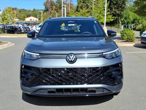 2026 Volkswagen Tiguan 2.0T SE R-Line Black 4MOTION