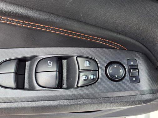 2020 Nissan Altima SR FWD
