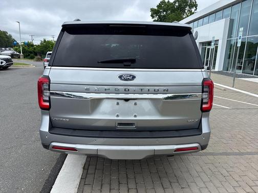 Iconic Silver 2024 Ford Expedition Max Limited