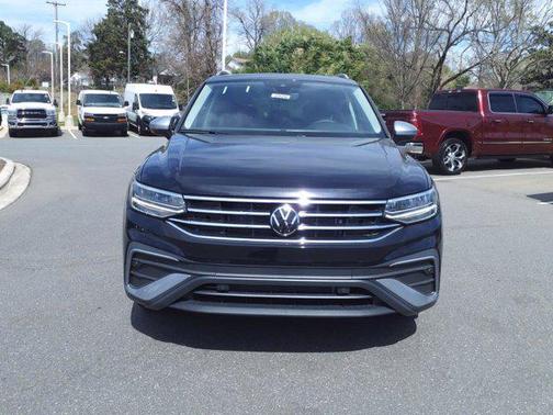 2024 Volkswagen Tiguan 2.0T Wolfsburg Edition