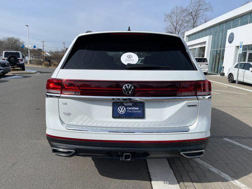 2025 Volkswagen Atlas 2.0T SE w/Technology 4MOTION
