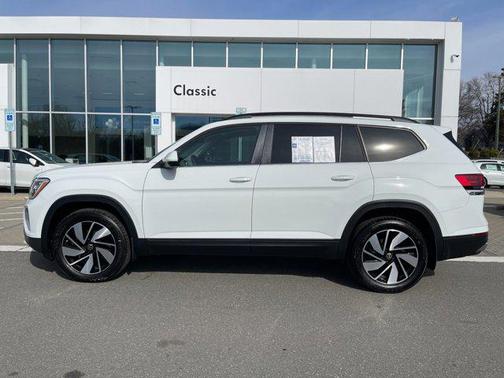 2025 Volkswagen Atlas 2.0T SE w/Technology 4MOTION