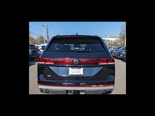 2024 Volkswagen Atlas 2.0T SEL