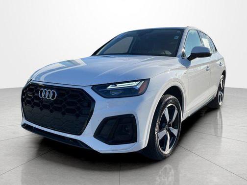 2023 Audi Q5 45 S line Premium Plus