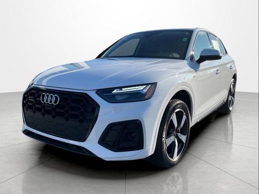 2023 Audi Q5 45 S line Premium Plus