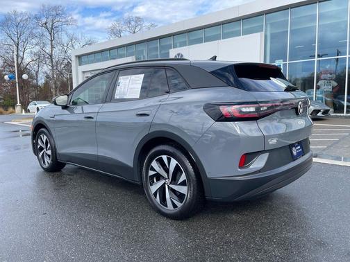 2023 Volkswagen ID.4 Pro