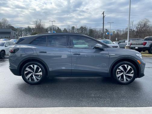 2023 Volkswagen ID.4 Pro