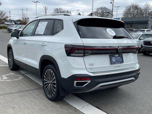 2025 Volkswagen Taos 1.5T SE