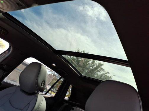 2025 Volkswagen Tiguan 2.0T SE R-Line Black 4MOTION