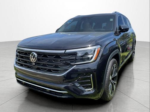 Deep Black Pearl 2026 Volkswagen Atlas 2.0T SEL Premium R-Line 4MOTION
