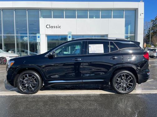 2022 GMC Terrain Denali