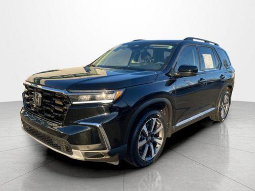 2023 Honda Pilot Touring 8-Passenger