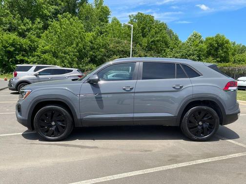 pure gray 2026 Volkswagen Atlas Cross Sport 2.0T SE w/Technology 4MOTION
