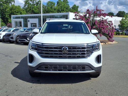 2025 Volkswagen Atlas 2.0T SE w/Technology 4MOTION