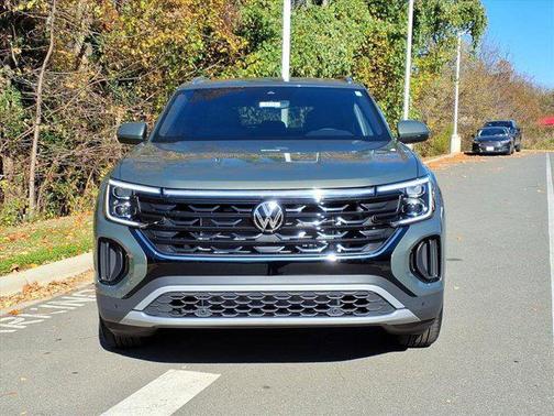 2026 Volkswagen Atlas Cross Sport 2.0T SE w/Technology 4MOTION