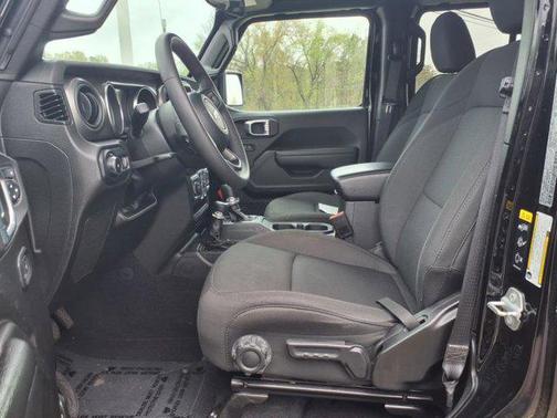 2023 Jeep Wrangler Willys