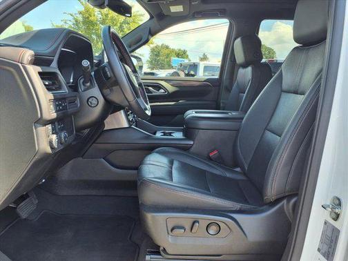 2022 Chevrolet Tahoe 4WD RST