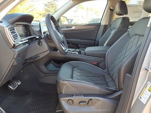 2026 Volkswagen Atlas 2.0T SEL Premium R-Line 4MOTION