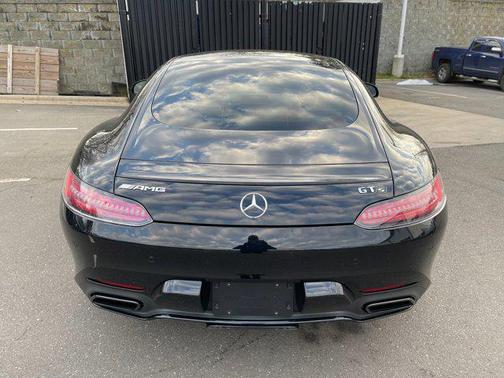 2018 Mercedes-Benz AMG GT S