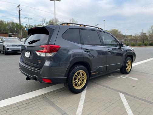 Magnetite Gray Metallic 2024 Subaru Forester Wilderness