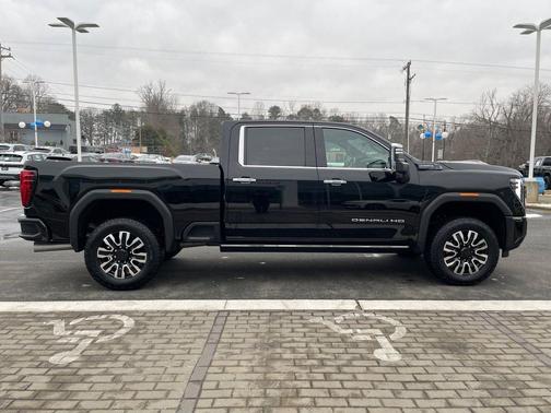 2024 GMC Sierra 2500 Denali Ultimate